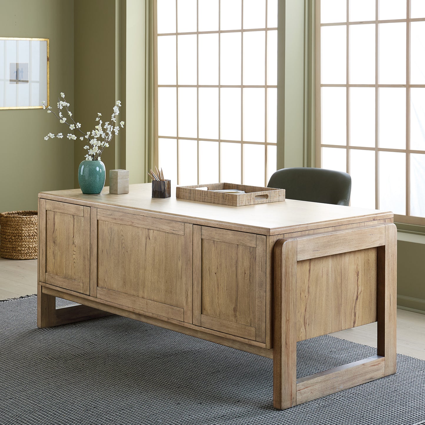 Kalamazoo Executive Desk