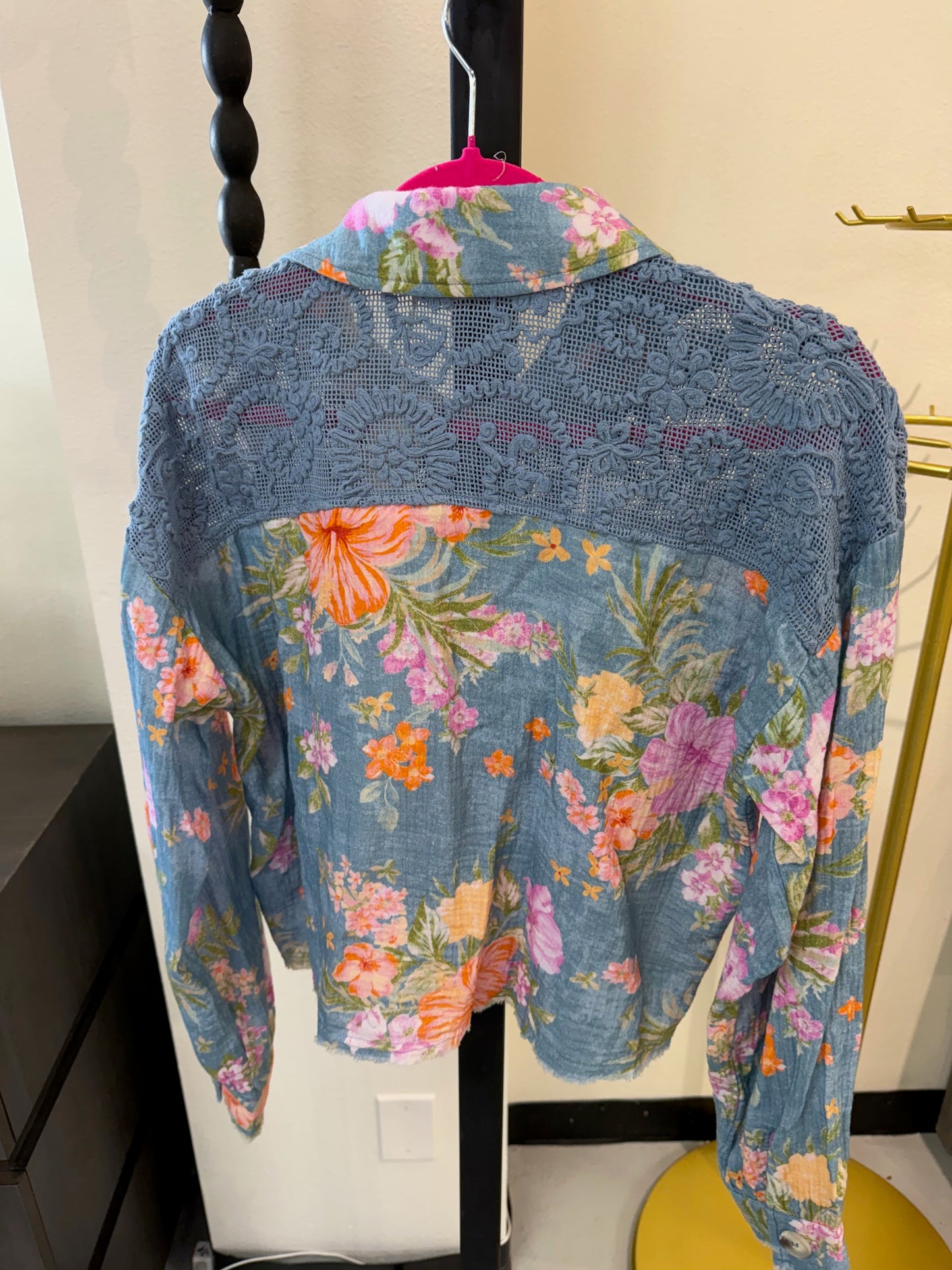 Mixed Media Lace Cotton Jacket