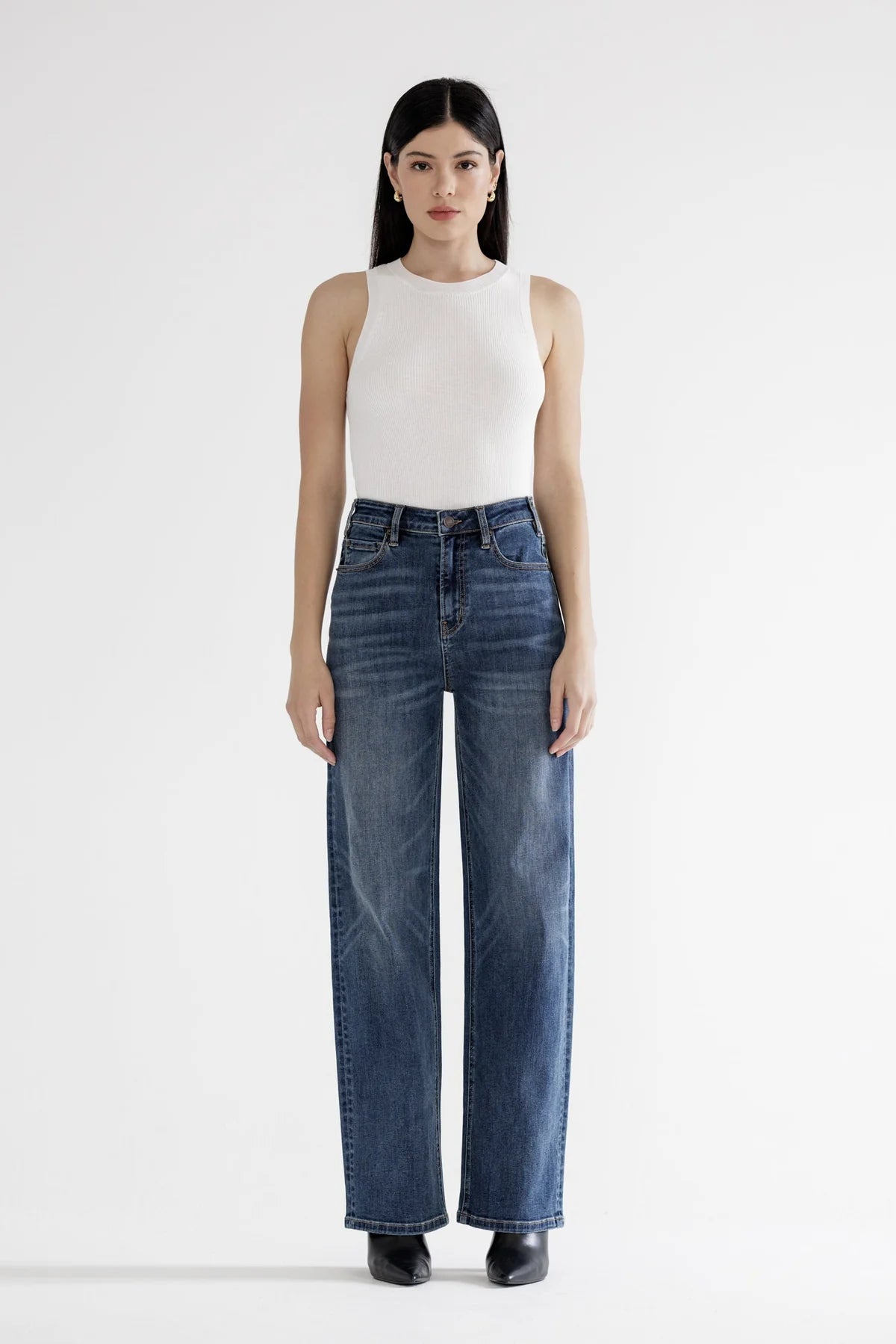 Mica High Straight Loose Fit Jean