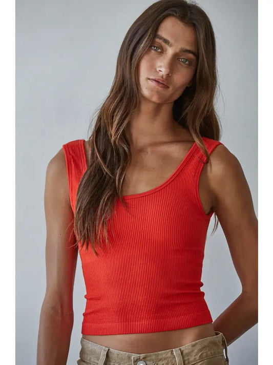Seamless Scoop Neck Sleeveless Top