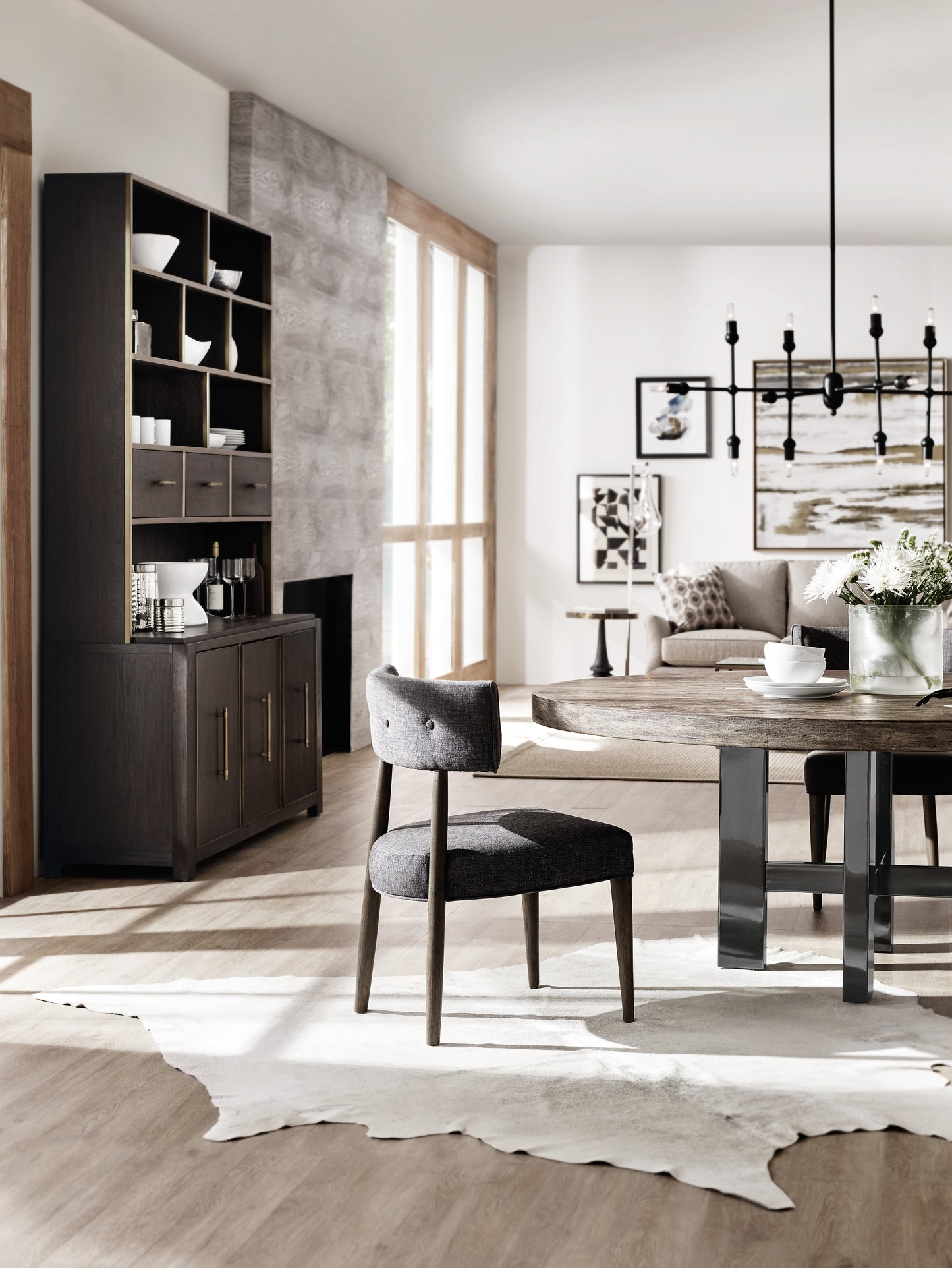 Curata Upholstered Chair