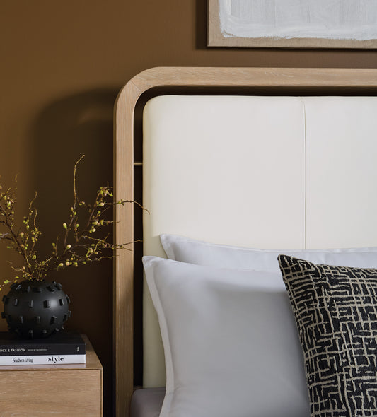 Banyon Bay Queen Panel Bed