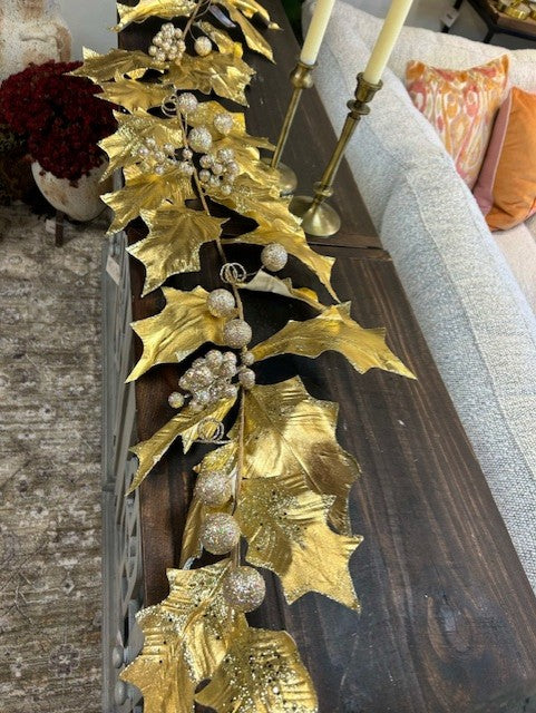 5'5" Grand Gold Holly Garland